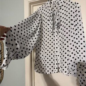 Unique Vintage White and Black Puff Sleeve Blouse